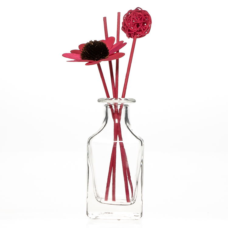 Room Fragrance Diffuser Bottles 130ml Square Aroma Oil Reed Diffuser Glass Bottle with Cork Stopper