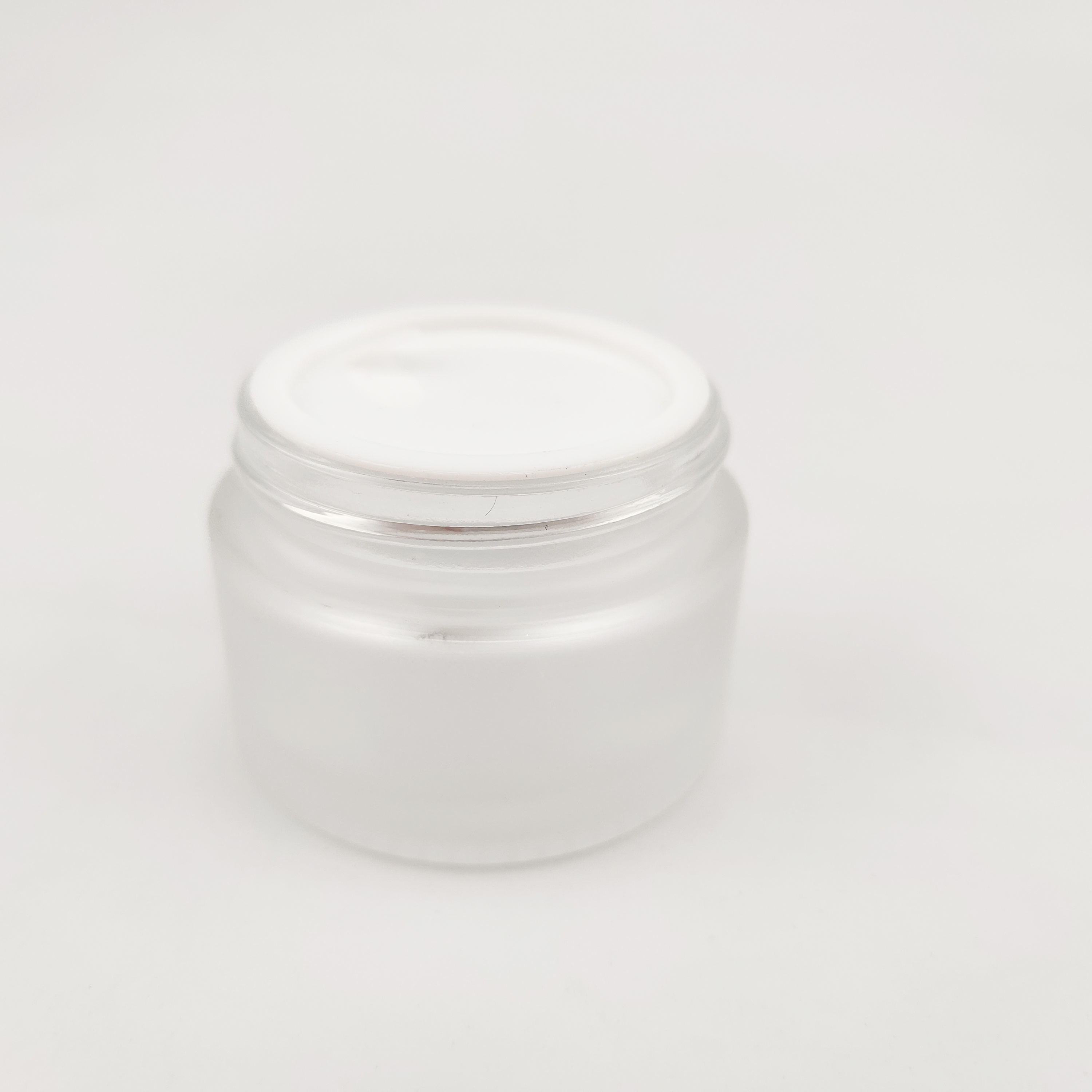 Round Cosmetic Cream Jar 5g 10g 15g 20g 30g 50g 60g 100g Empty Frosted Glass Cream Jar with Silver Cap