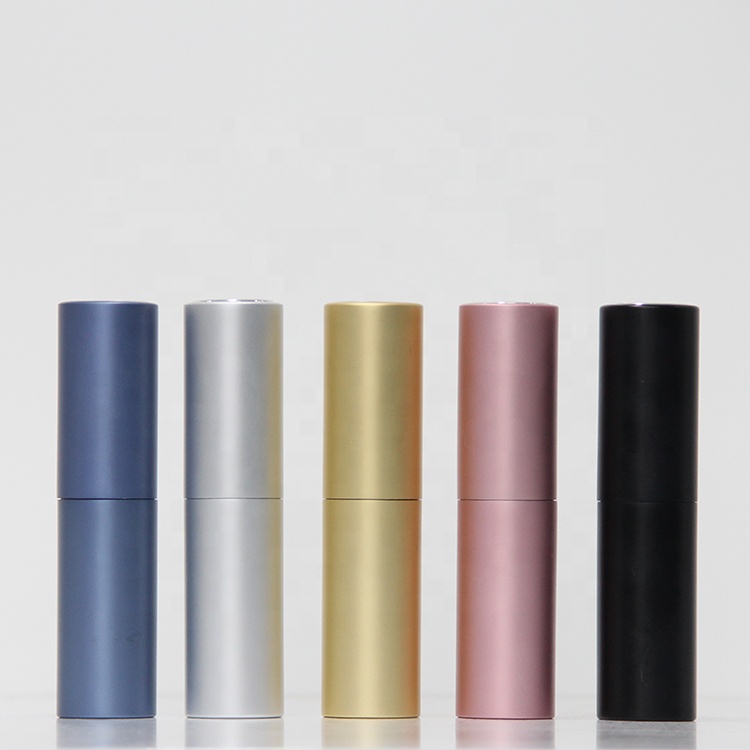 Round Lipstick Design 15ml 20ml Refill Twist Up Metal Perfume Spray Atomizer