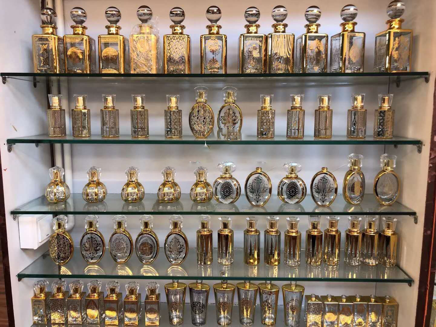 Round Shape Empty Clear Fragrance Perfume Bottle 50Ml Glass Spray Bottles