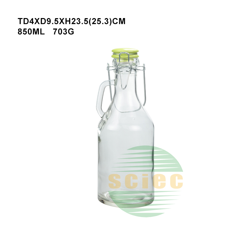 SCIEC wholesale customized printing 2 pcs of glass cup 1L 2L amber glass beer growler bottle with clip and ceramic lids