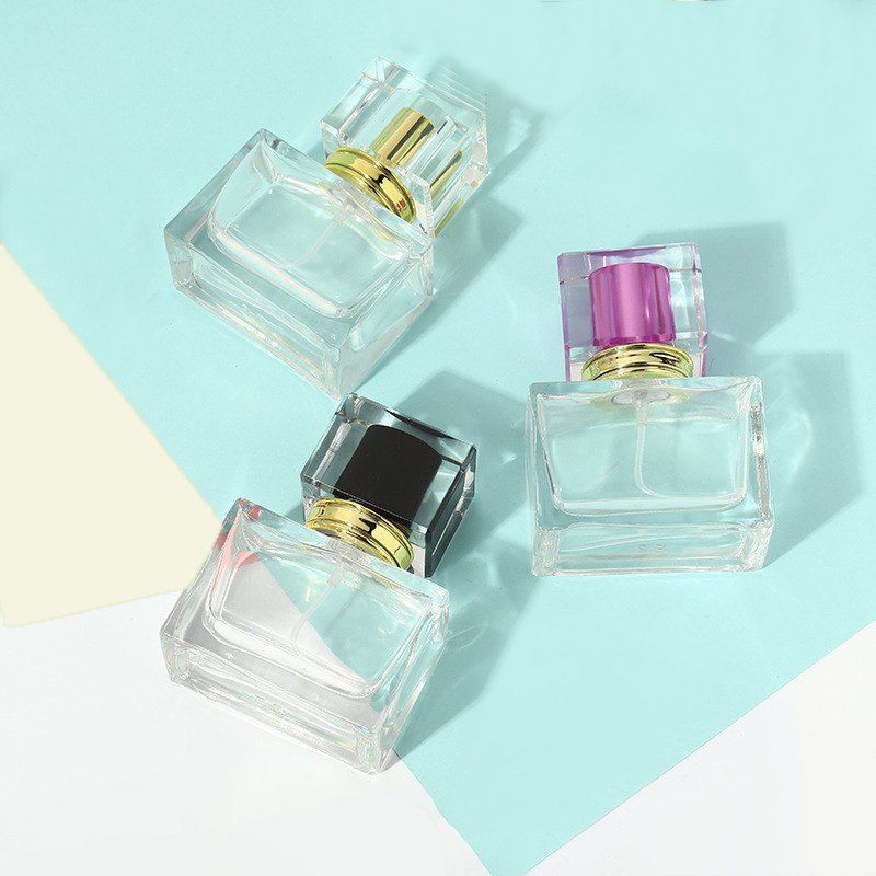 STOCK Amazon hits the shelves 30ml thicken white glass travel sub perfume bottle with lid for fragrance
