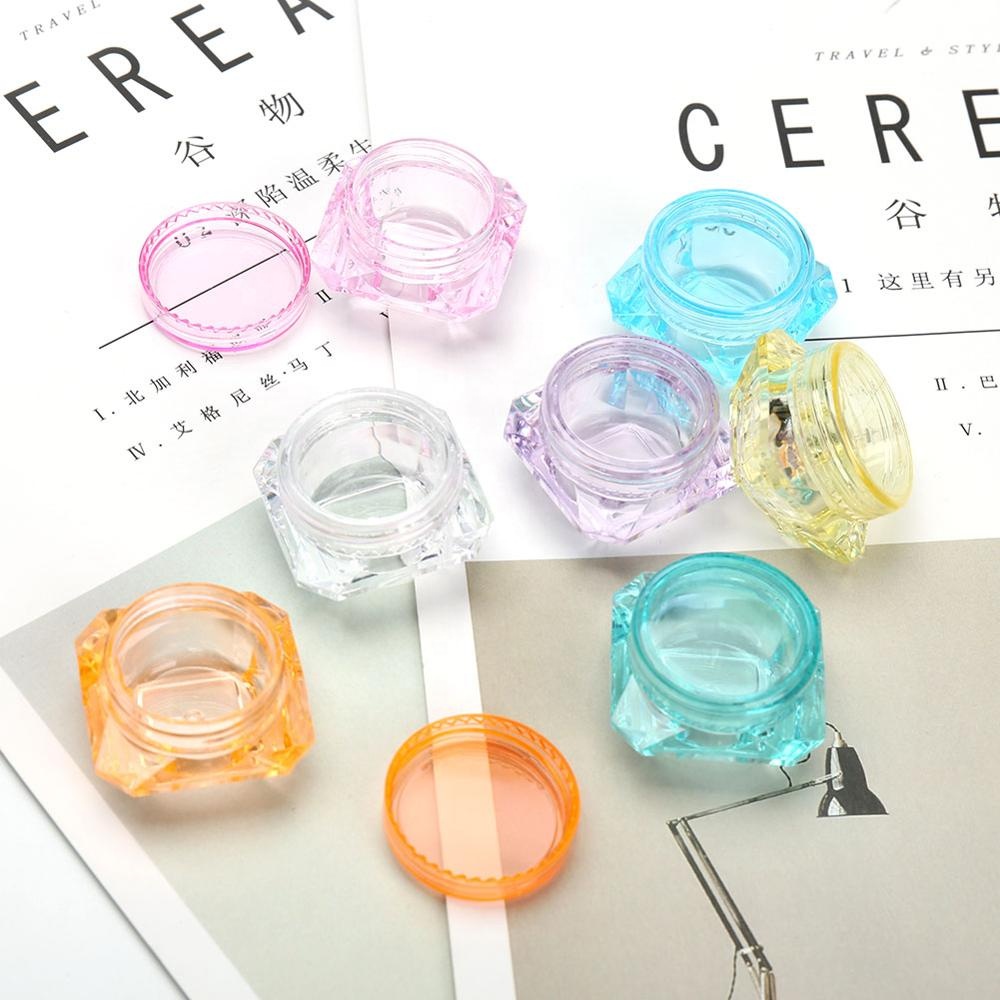 STOCK Small Mini 3g 5g plastic cosmetic sample jar with colored lid