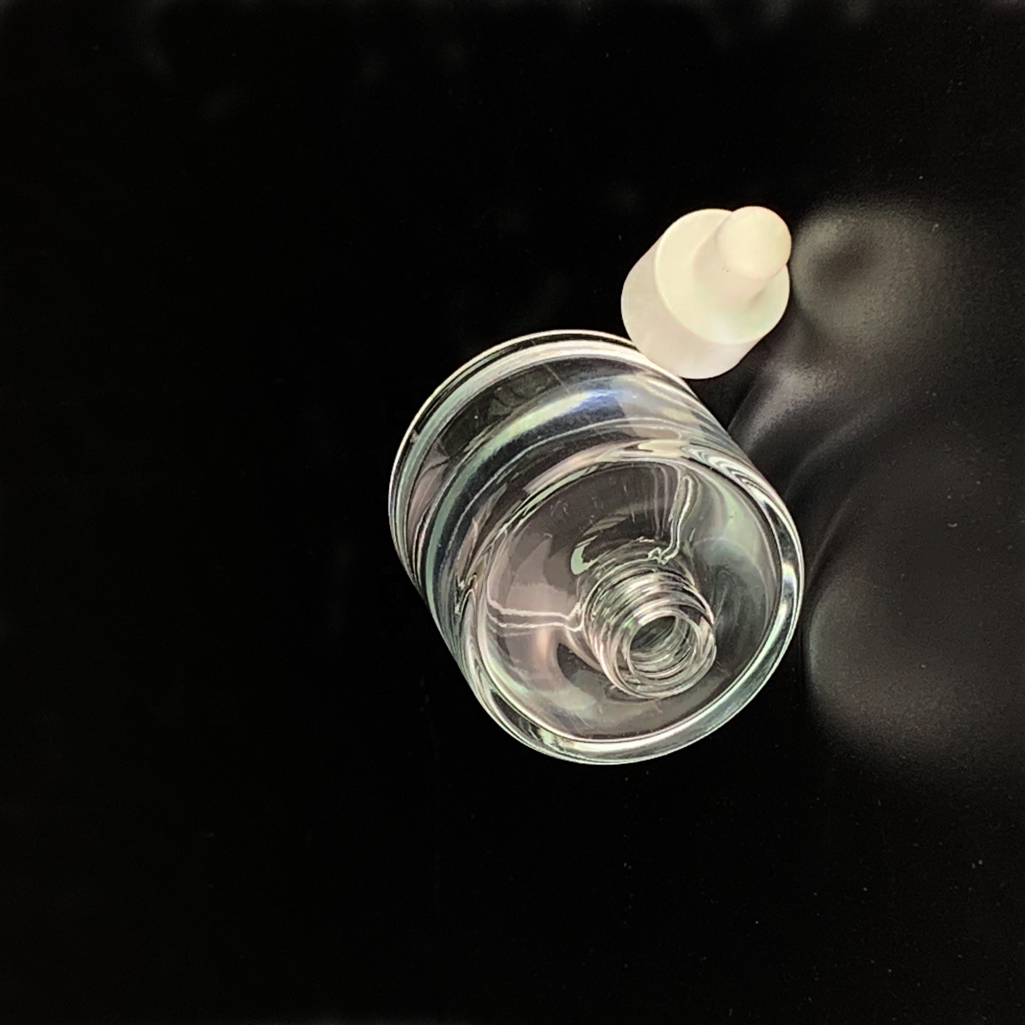 STOCK round 50ml glass dropper bottle