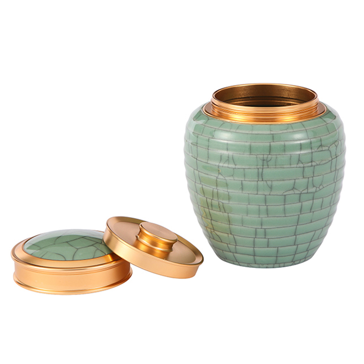 Sample Available Custom Porcelain Coffee Tea Container Ceramic Food Storage Jar with Airtight Seal Lid