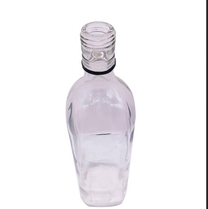 Saudi Arabia 700ml 750ml square shaped vodka drinking transparent wholesale glass bottle