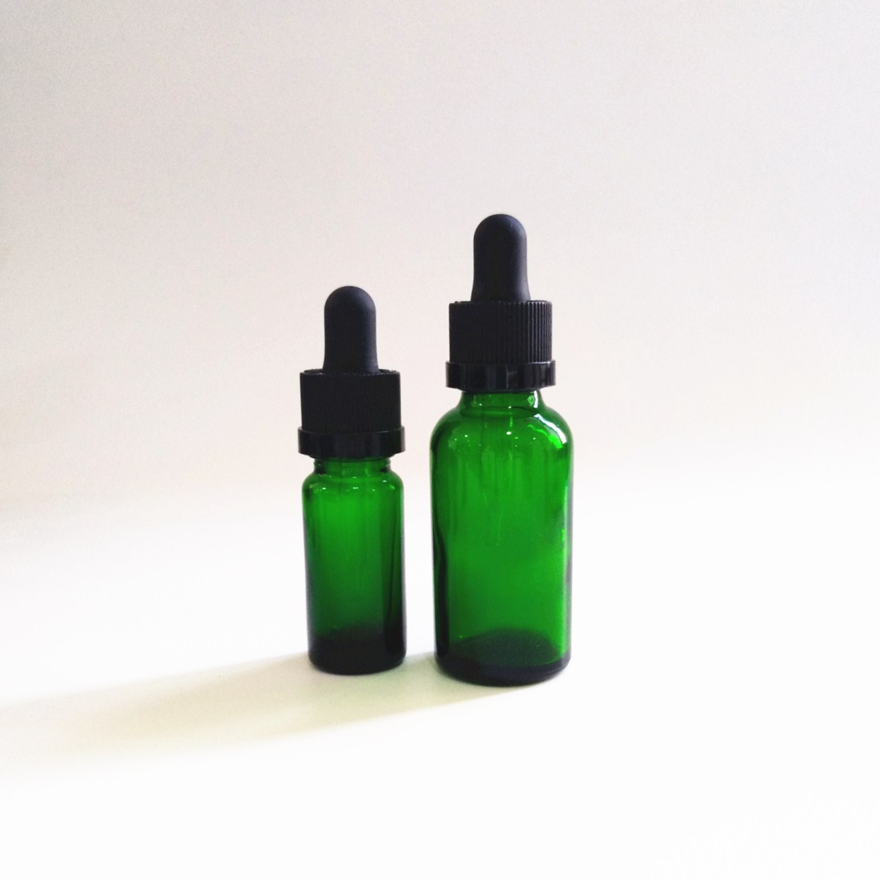 Screen Printing 15ml 30ml 50ml Bamboo Essential Oil Glass Amber Dropper Bottle With Childproof Cap laser engraving logo