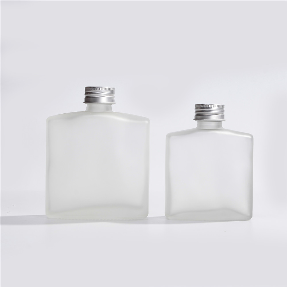 Screw Lid Frosted 100ml 200 ml Square Flat Coffee Glass Latte Bottle For Iced Tea Container