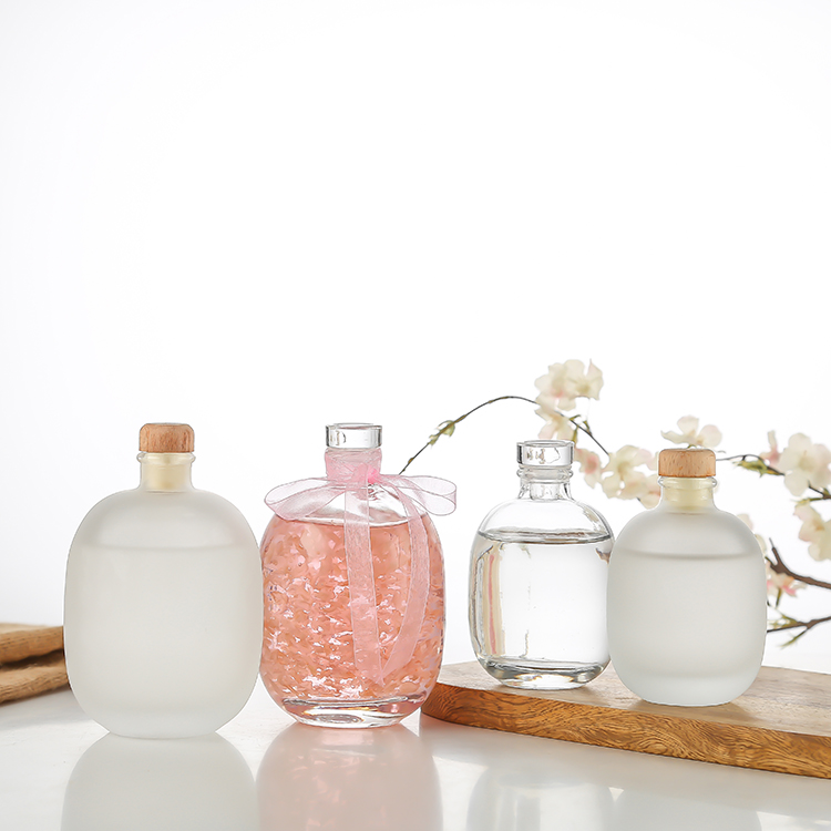 Sealed glass frosted self-brewed plum blossom wine bottle crystal white empty wine bottle new lovely round