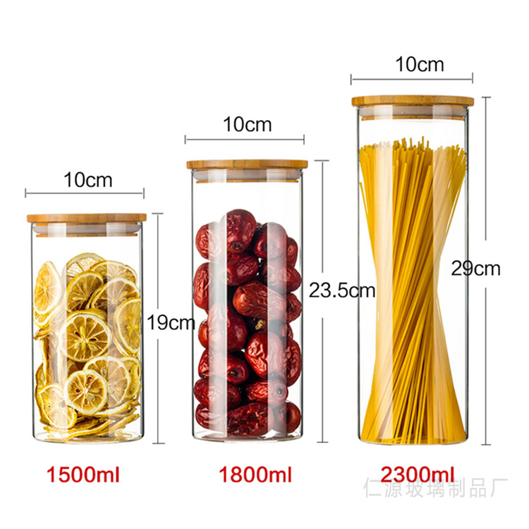 Sealed glass lunch box with bamboo lid High borosilicate glass food preservation box in kitchen