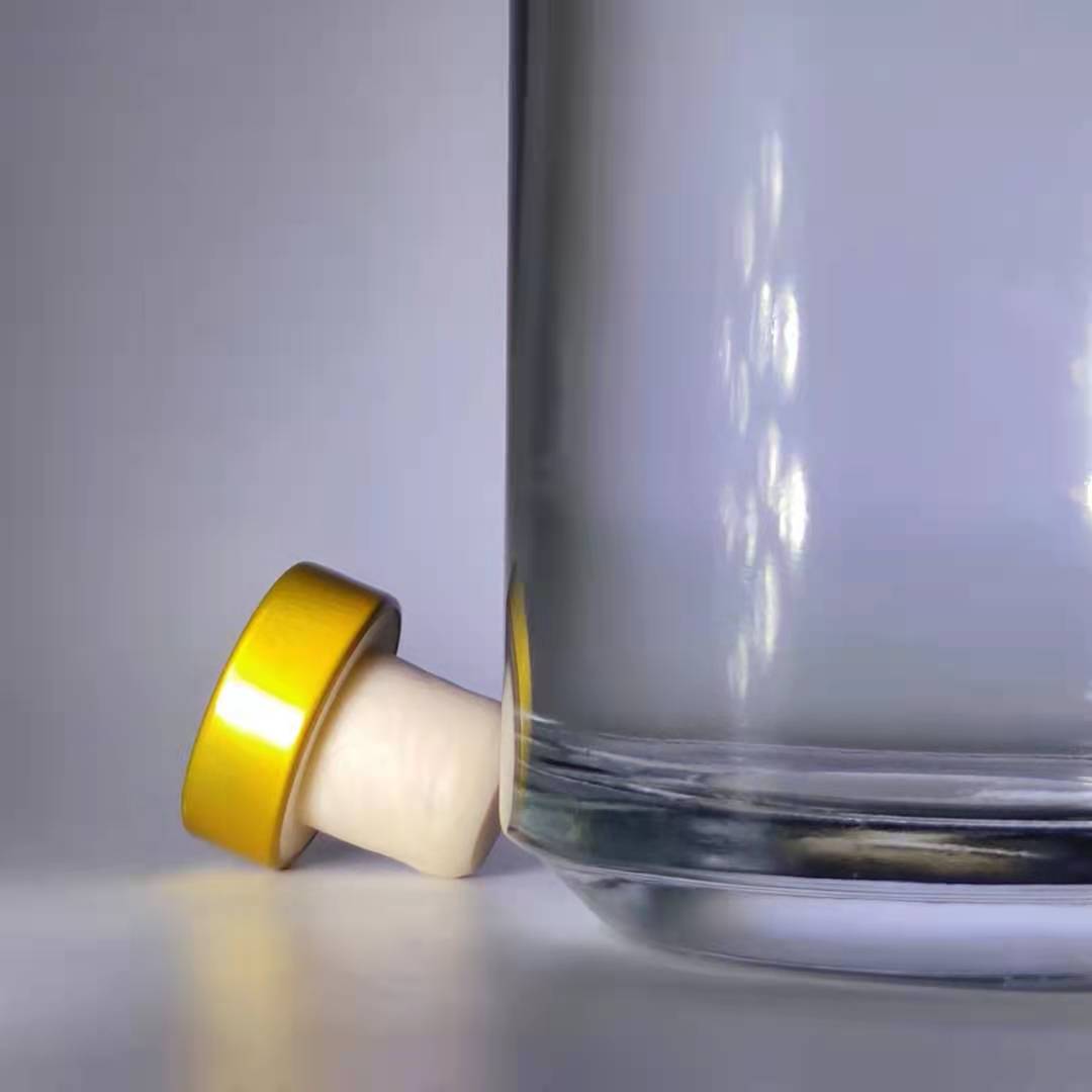 Shandong Jingbo custom 750ml liquor empty glass bottle for whiskey vodka gin