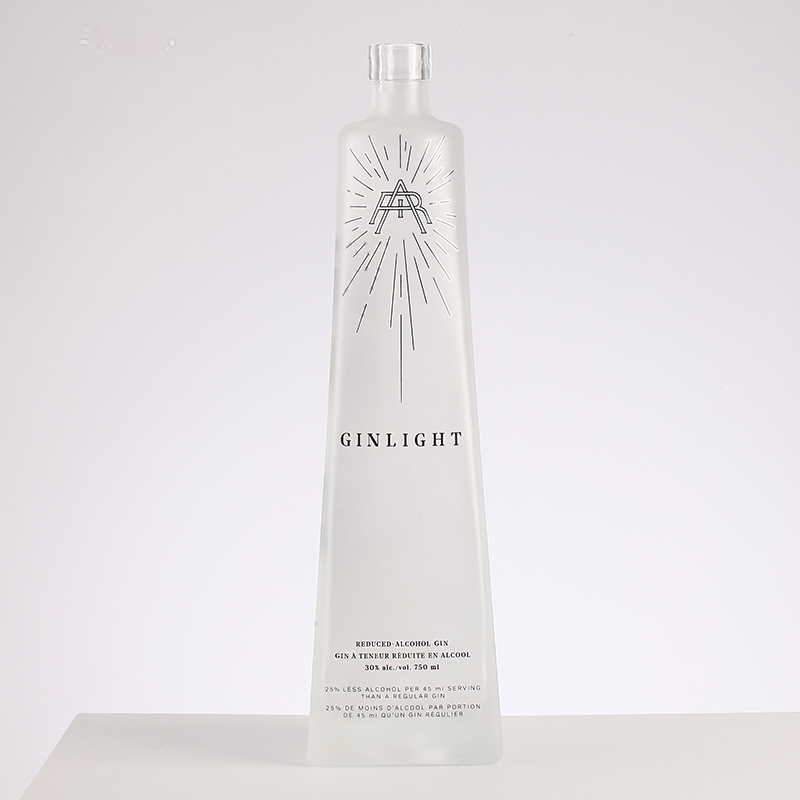 Shandong Navigator Fashion Design Originality 750 ml Liquor Glass Bottle With Aluminium Cap