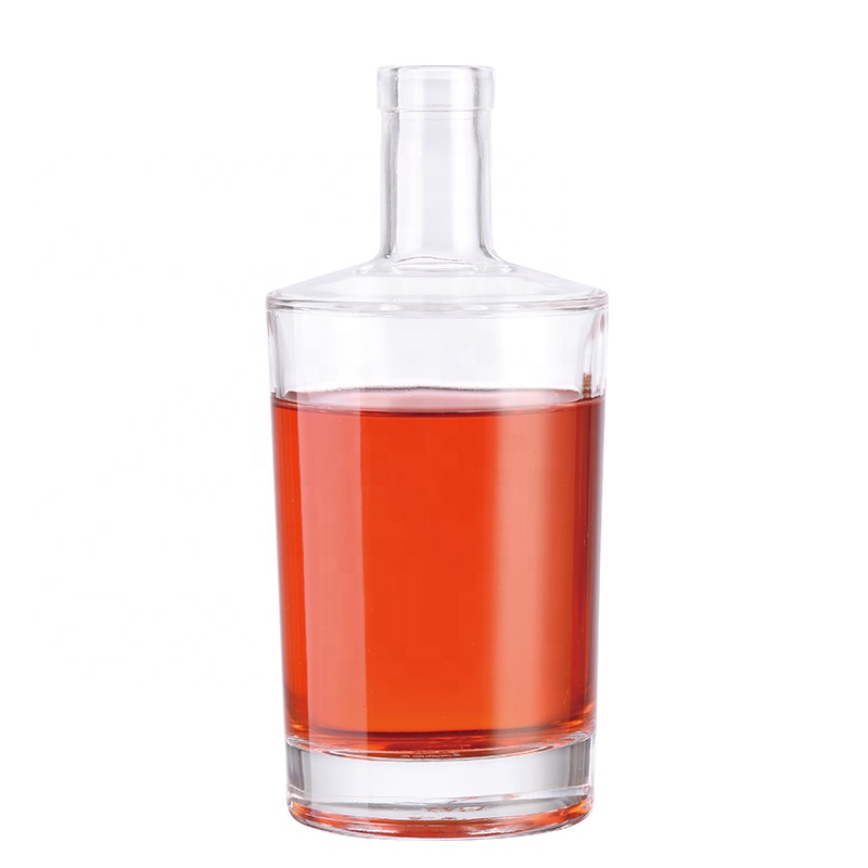 Shape Empty Whiskey Bottle Transparent Simple Smooth High Capacity 750ml round cork wine empty whiskey glass bottle