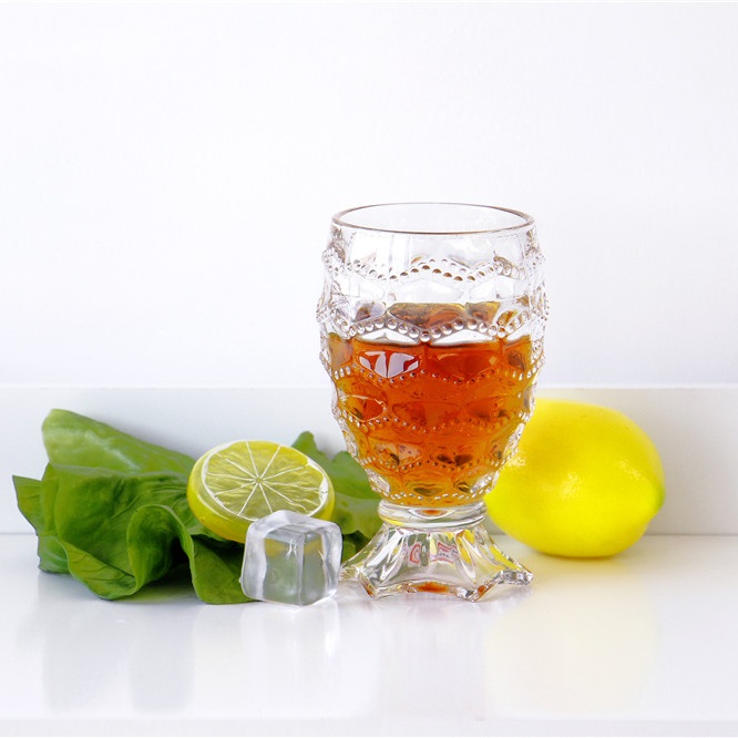 Short foot glass shot sculpture elegant glass bottle for wine liquor
