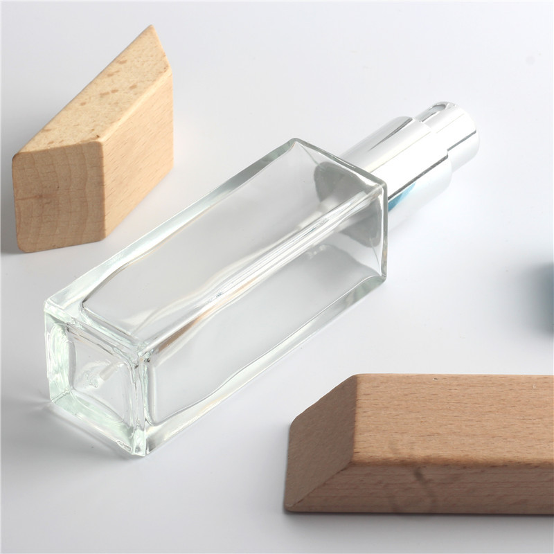 Silver Metal Cover Clear Toner Spray Bottle Square Glass Perfume Bottle 30ml Glass Bottle