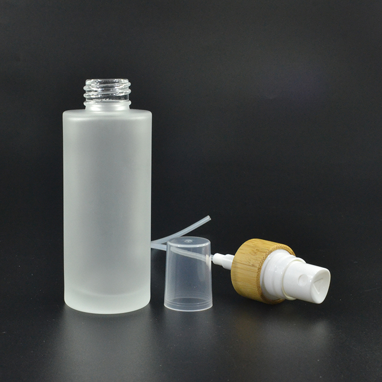 Skin care Cosmetic Packaging lotion toner 50ml 100ml 120ml 150ml glass spray bottle with bamboo cap
