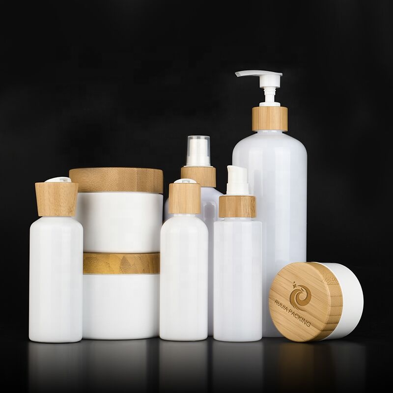 Skin care bamboo cosmetic package set 50ml 60ml 100ml 120ml 150ml 250ml 500ml white plastic Bottle with bamboo cap