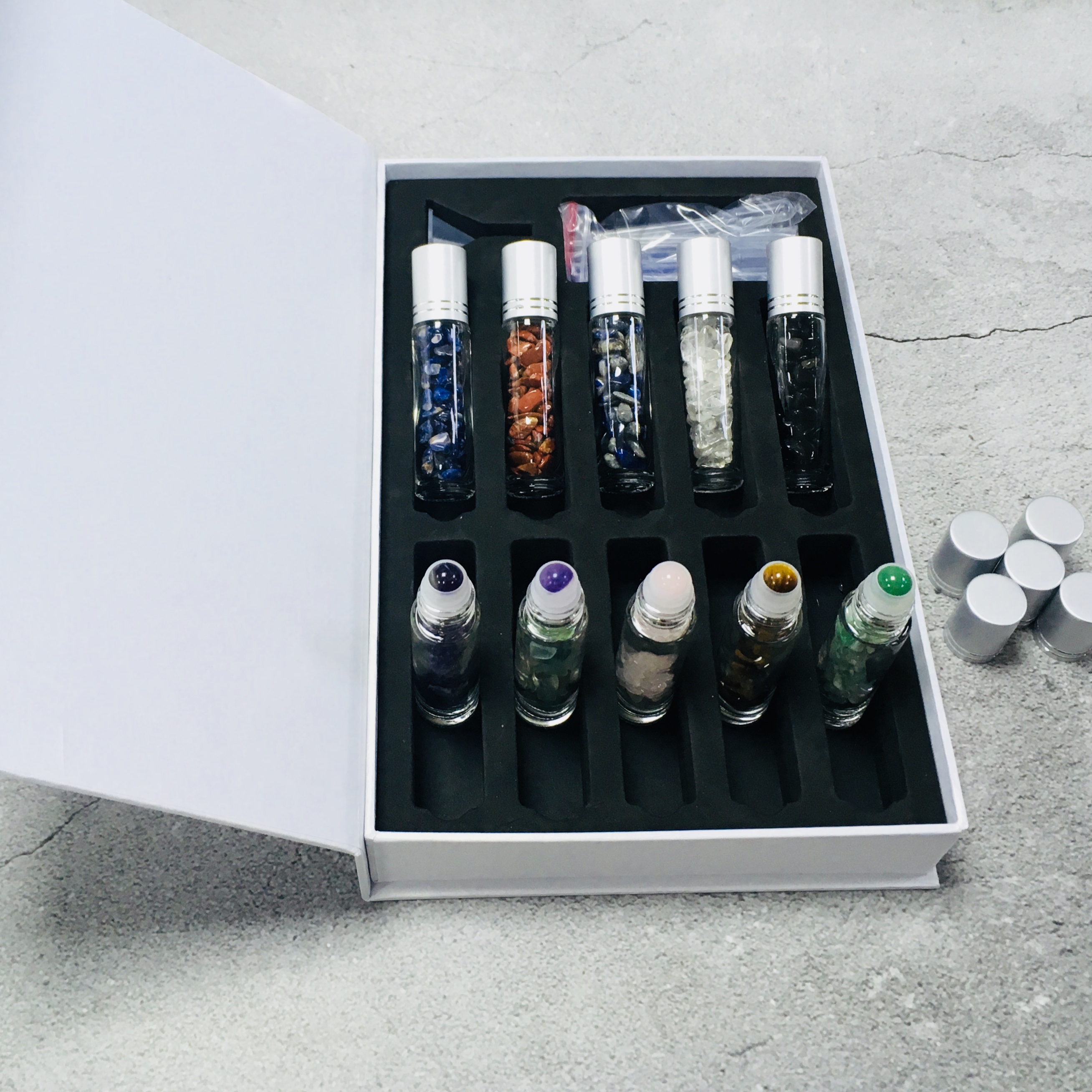 Skincare Accessories Natural Crystal Semi-Precious Gemstone Essential Oil Roller Bottles