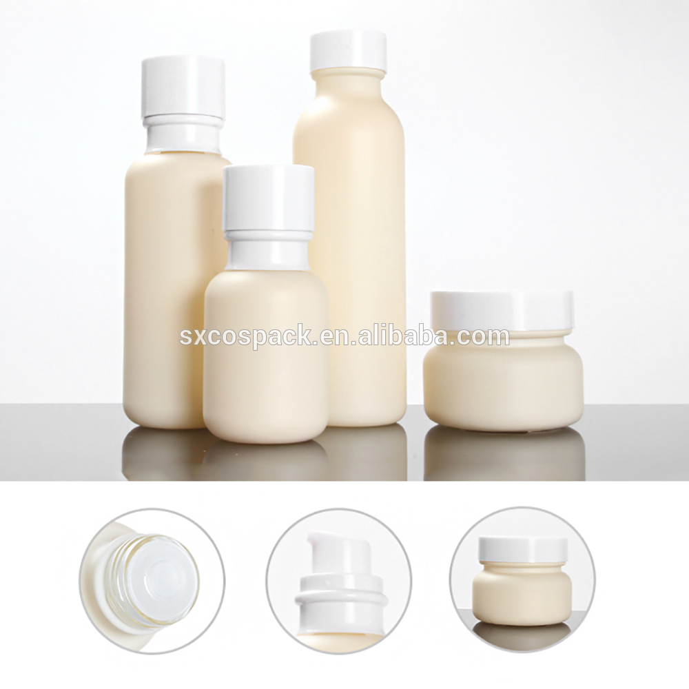 Skincare packaging 50ml 110ml 150ml glass cosmetic bottle, glass bottle pump with white and bamboo grain lid