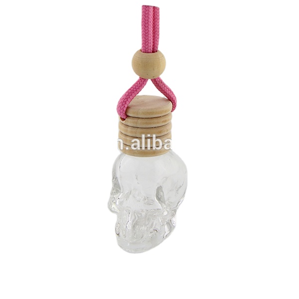 Skull shape hanging car used glass car diffuser bottle