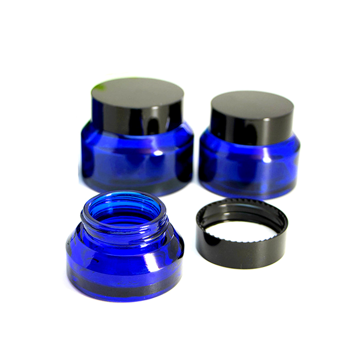 Slope Shoulder Cream Matte Black glass jar 30g with plastic screw cap easy open lid good quality