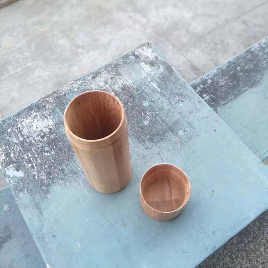 Small Bamboo Canister Natural Varnish Surface Treatment Custom Size Bamboo Container Bamboo Wood Storage Bottles