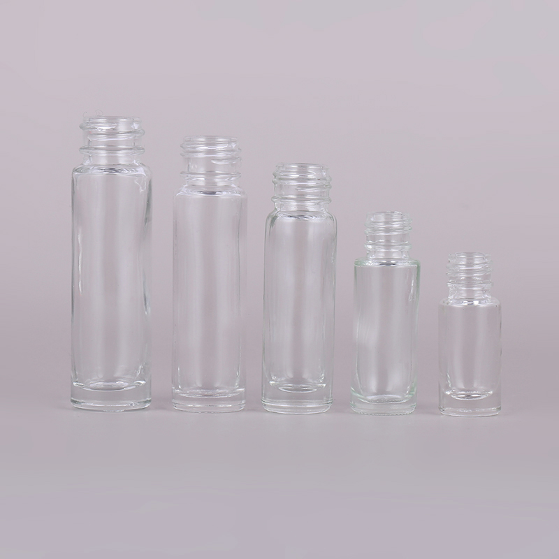 Small glass 10ml essential oil bottle customized
