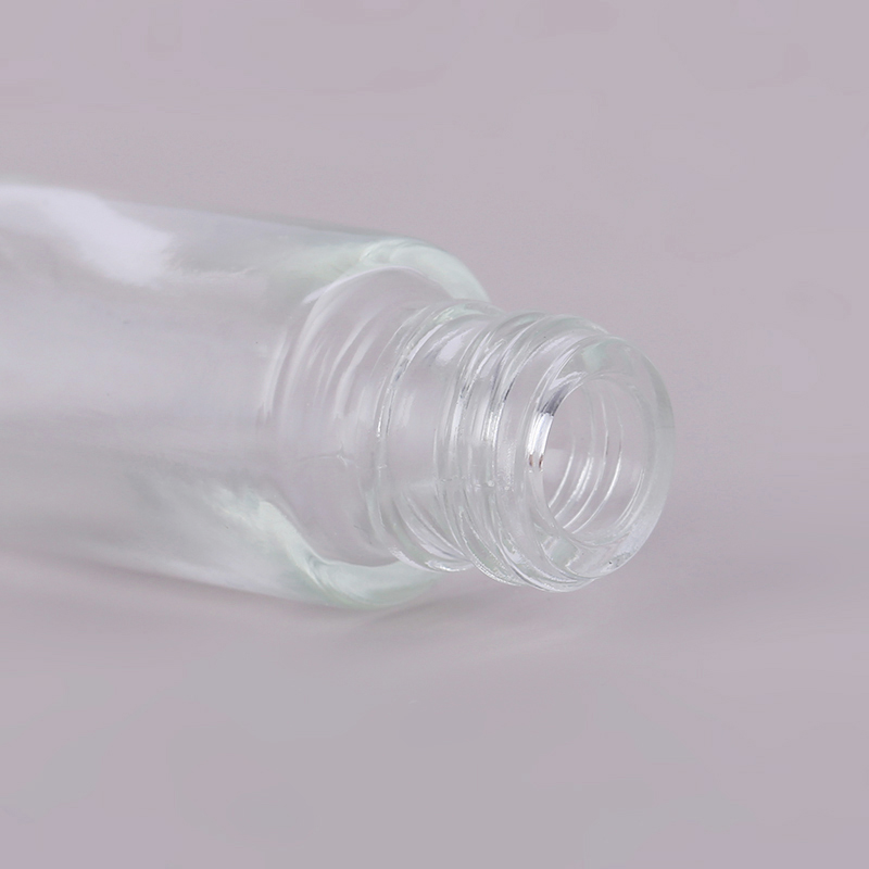 Small glass 10ml essential oil bottle customized