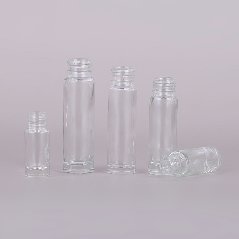 Small glass 10ml essential oil bottle customized