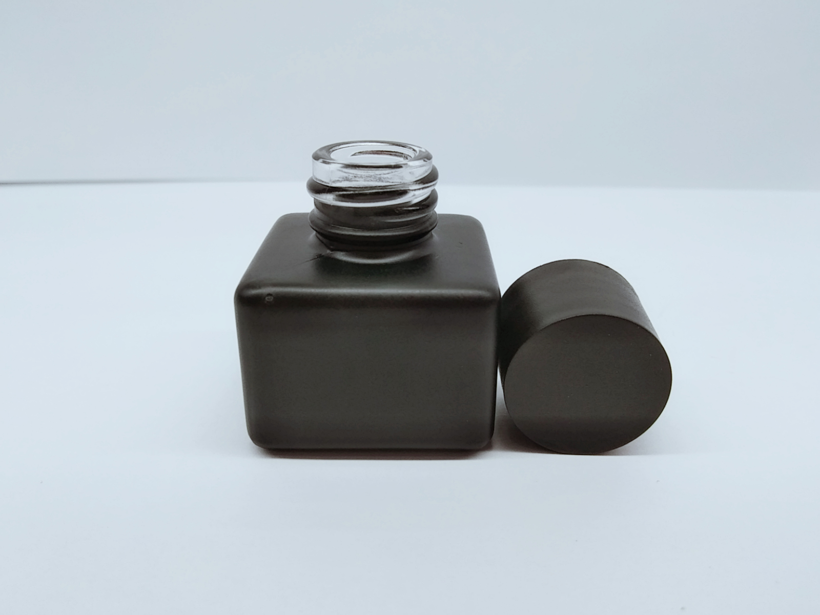 Small square private perfume glass bottle for 5ml