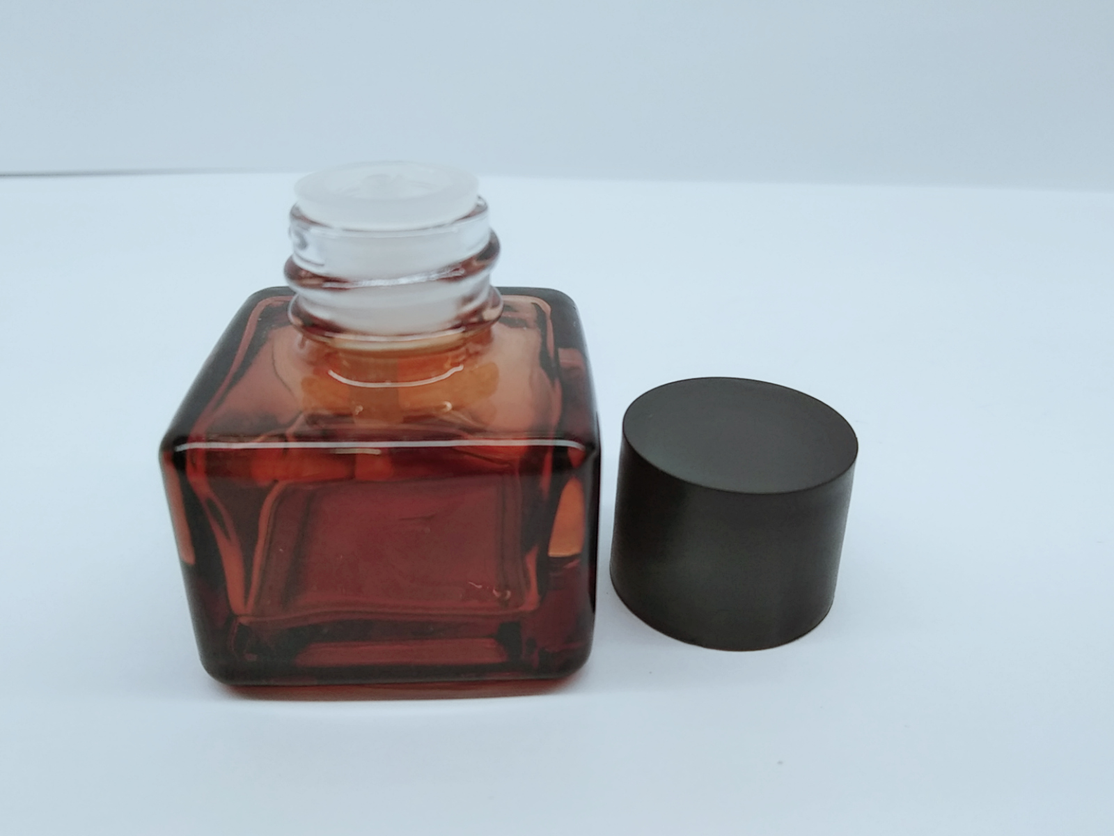 Small square private perfume glass bottle for 5ml