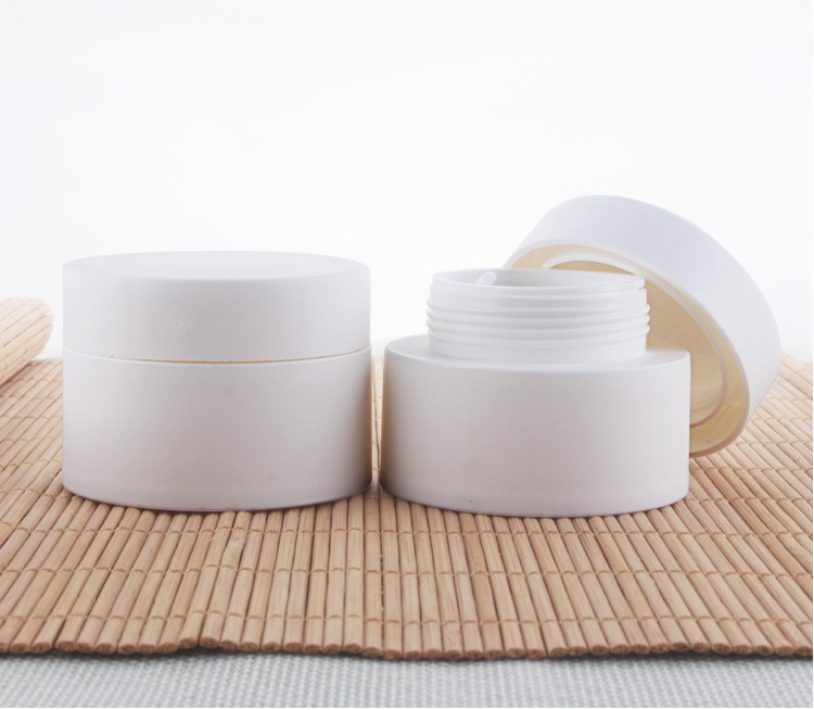Smooth Silk Screen Printing 30g 50g 100g 150g White PP Cream Plastic Cosmetic Jar