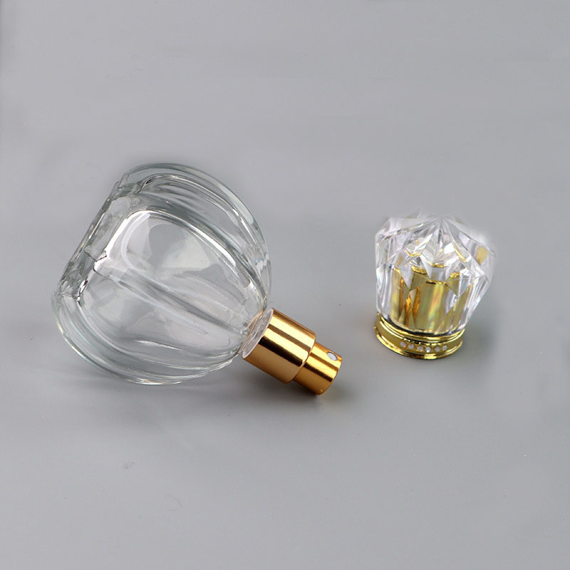 Special Hot Selling Beautiful 60ml Press Luxury spray gass perfume bottle with acrylic lid for fragrance