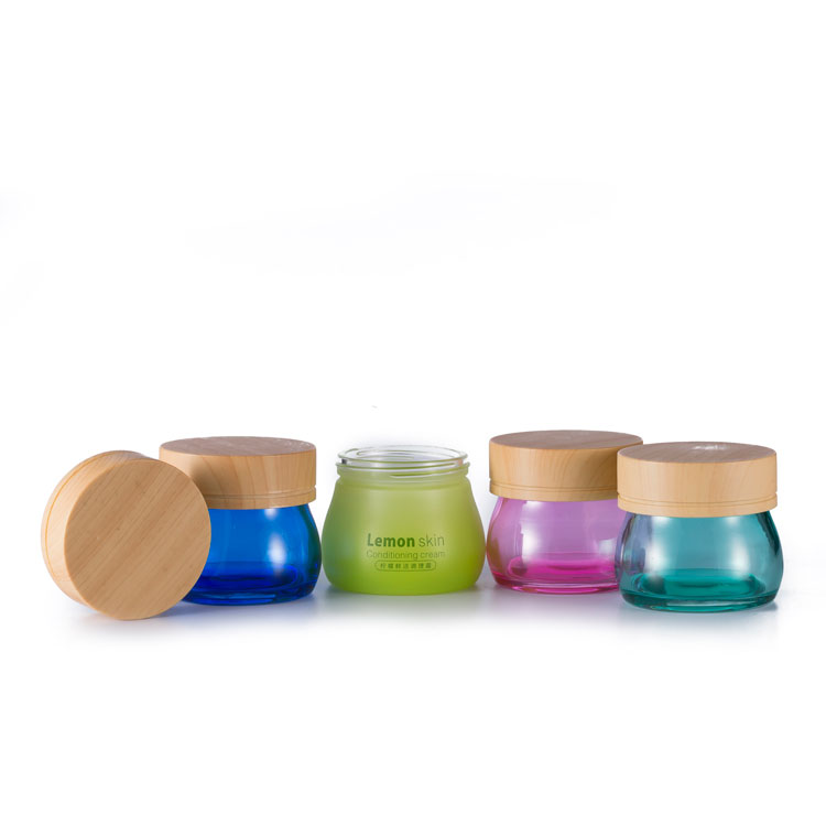 Special design 100 g empty blue cosmetic lotion thick based glass jar container wooden lid for face cream