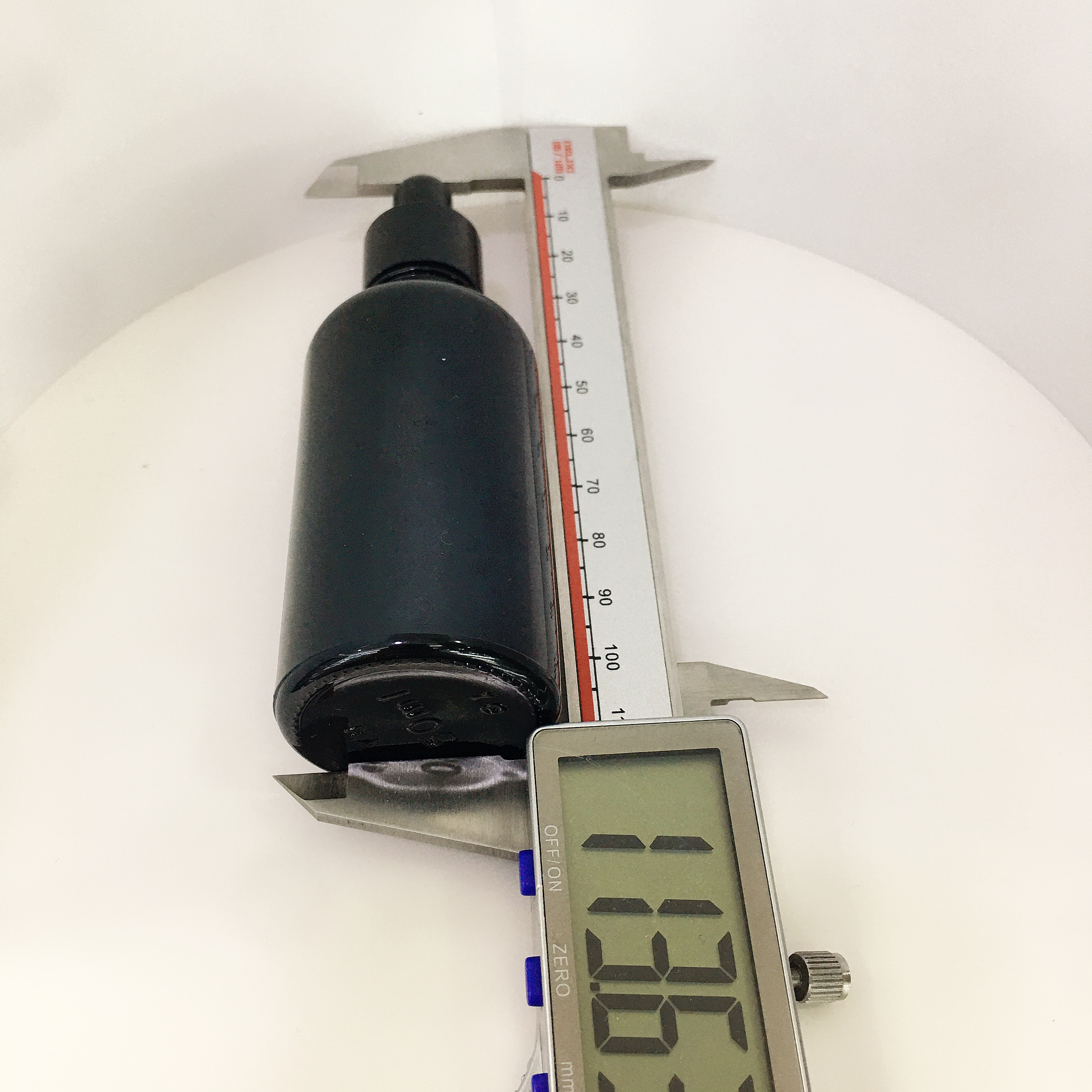 Spot black 50 ml rubber dropper essential oil bottle