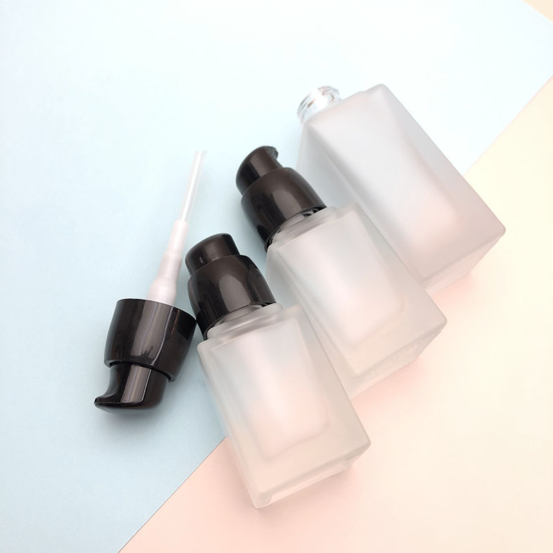 Square 15ml 30ml glass bottle foundation lotion glass bottle glass cream pump bottle