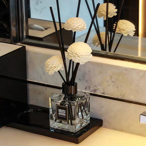 Square 50ml 100ml 150ml clear reed diffuser Bottle Aromatherapy Bottle with rattan sticks for aroma oil container