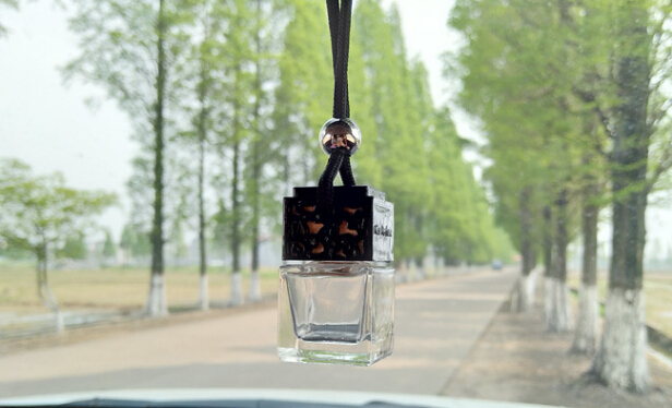 Square 8ml Clear Empty Car Hanging Fragrance Perfume Glass Bottle with Metal Cap for Car Diffuser Use