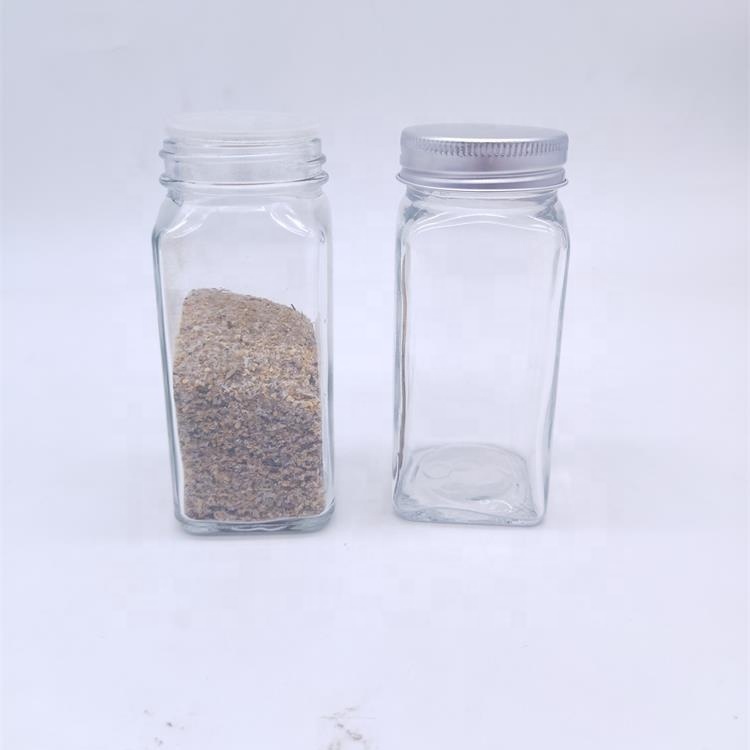 Square Glass Spice Bottles 4oz Spice Glass Jar with Silver Metal Lids Shaker Tops