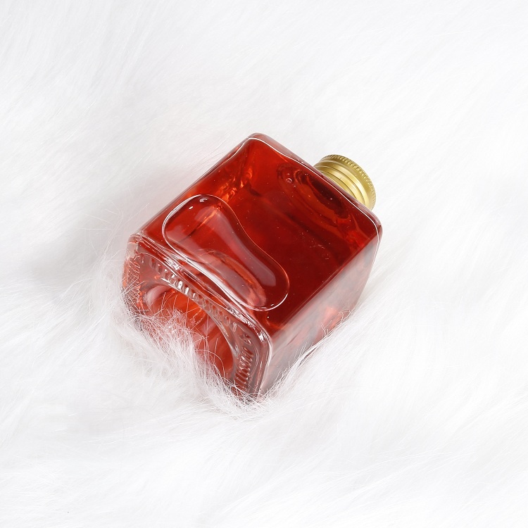 Square High Flint 150ml 250ml Glass Wine Bottle With Lid For Cocktails Tonic Drink Falvored Bottle