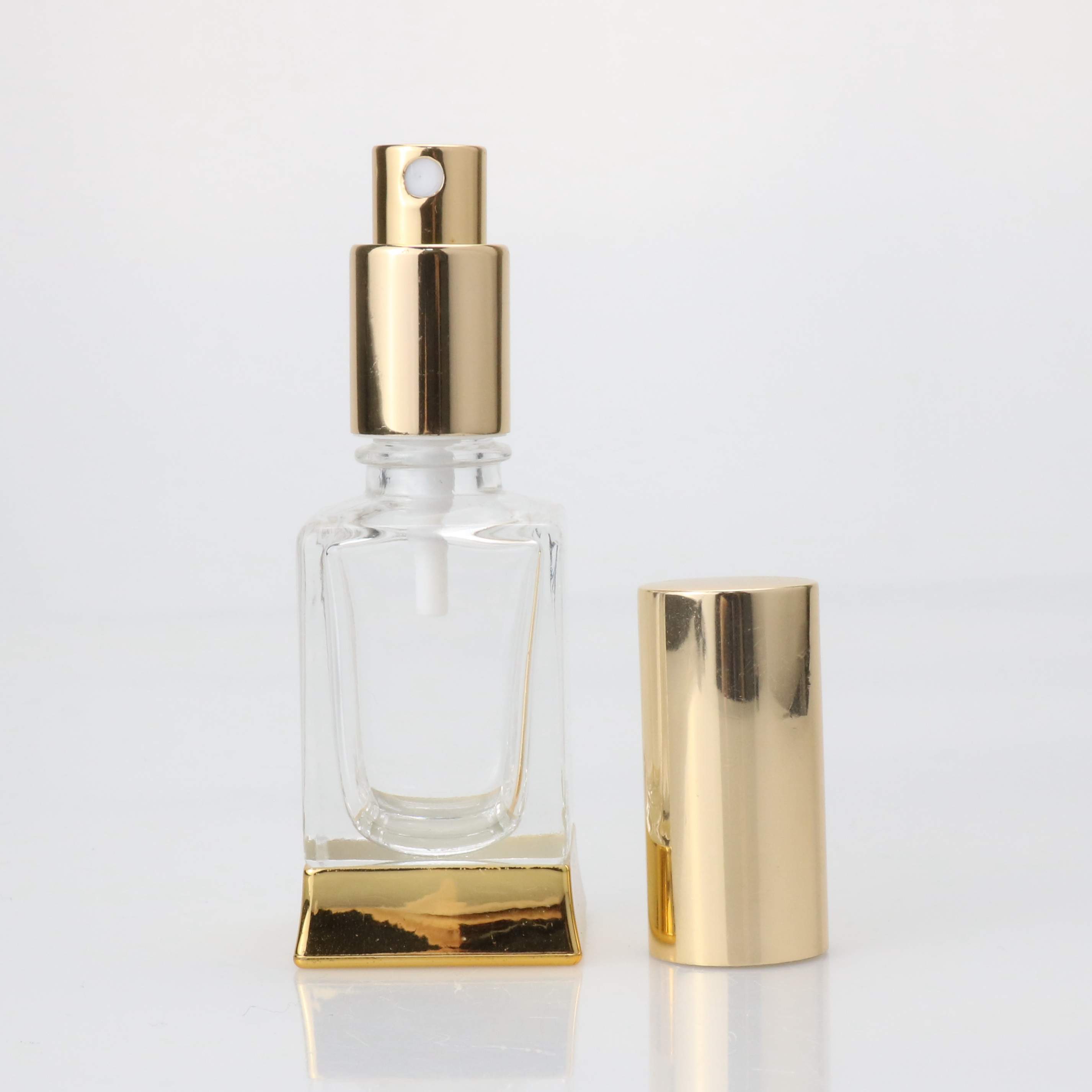 Square Perfume Bottle Glass 25Ml Clear Frosted Spray Aluminum Cap Glass Bottles For Perfumes In China