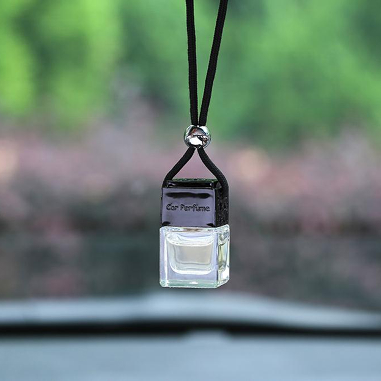 Square Shape Glass Car Perfume Bottles Pendant 6ml Perfume Empty Hanging Car Diffuser Bottle