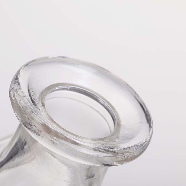 Square Shape Heavy Base Glass Mini Spirits Glass Whisky Bottle Glass BBQ Sauce Bottle With Wood Cork