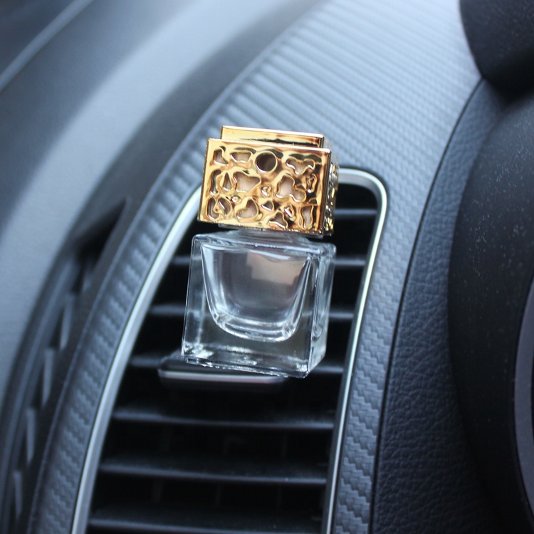 Square-shape 6ml glass bottle air freshener car perfume hanging with string car perfume Glass Empty Bottle Outlet Vent Clip