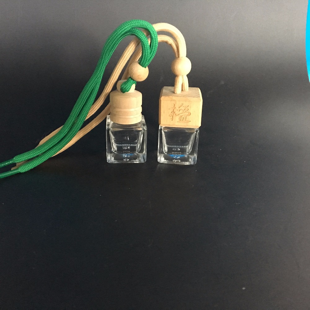 Square small hanging car perfume bottle with wooden cap