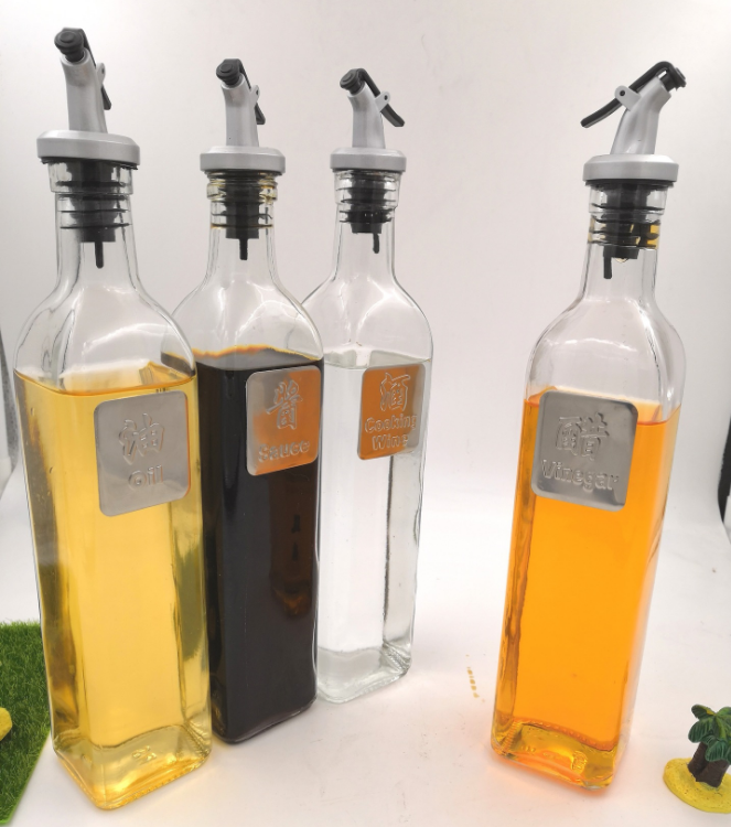 Square tall 16 oz oil vinegar cruet glass olive oil bottles with pour spout