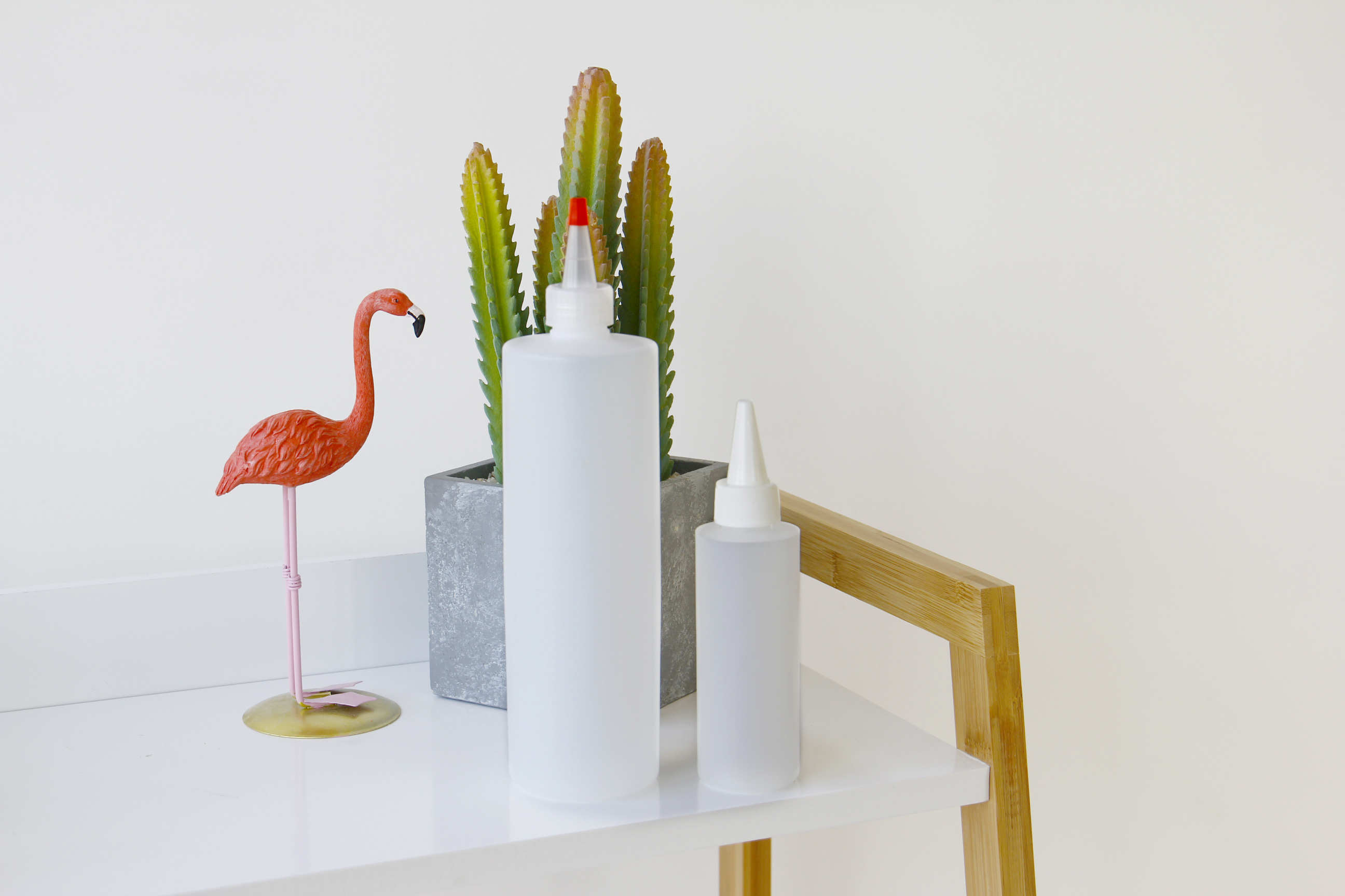 Squirt Squeeze Swizzle Bottle Multipurpose Plastic Storage Bottles & Jars Glass Screw Metal Lid Customized Logo Cover Acceptble