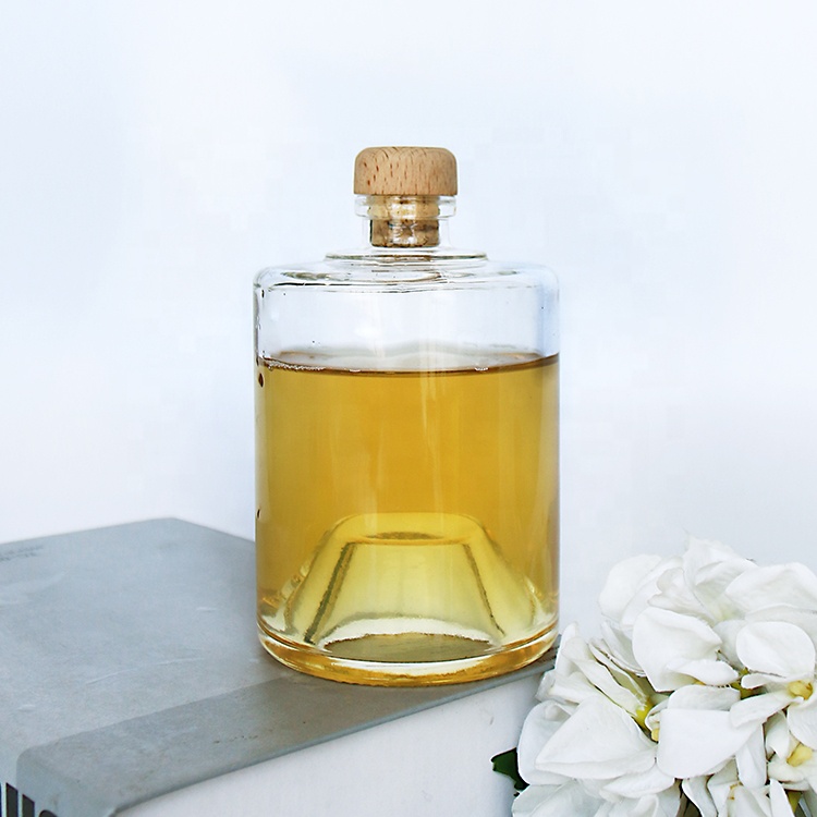 Stackable Round 200ml 375ml Mini Liquor Bottles Reed Diffuser Bottle With Wooden Lid For Wine