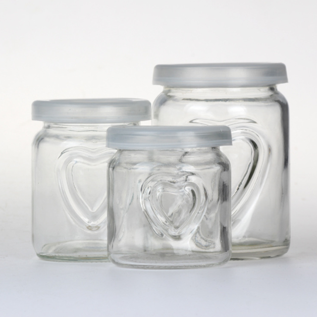 Stock 100ml 150ml 250ml heart shape pudding glass jar with plastic lid
