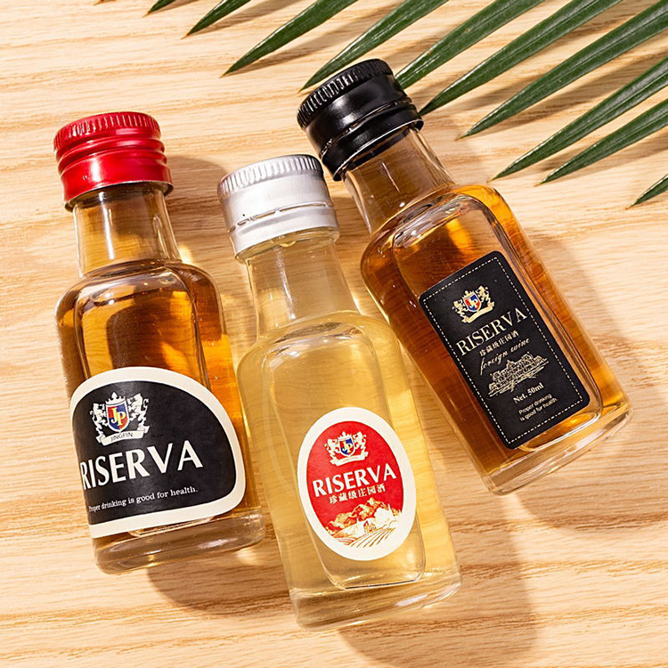 Stocked 30ml Sample Gift Bottle Mini Wine Liquor Bottle With Screw Lids